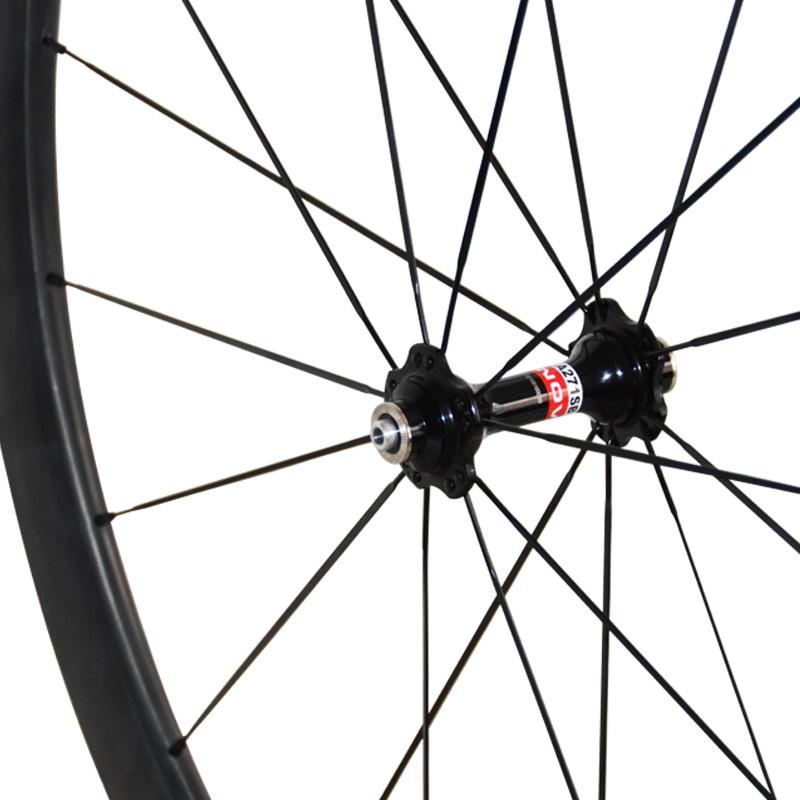 23mm wide 40mm deep road wheels