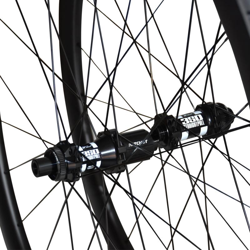 25mm wdie 38mm deep road wheelset